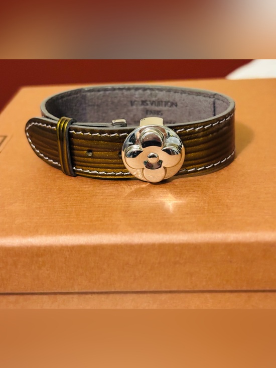 Louis Vuitton Jewelry - Louis Vuitton Green Epi Leather Monogram Cyber Wish Flower Bracelet